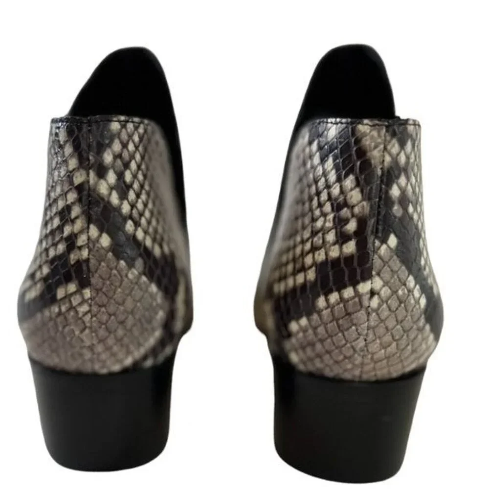 Marc Fisher Yilda Notched Western Leather Ankle Bootie Black Snake Size 8 - Picture 5 of 10